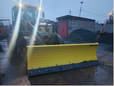 Отвалы на фронтальные погрузчики