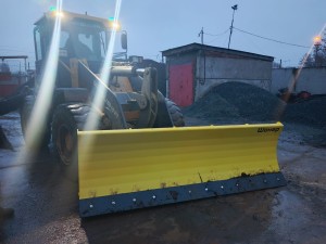 Отвалы на фронтальные погрузчики